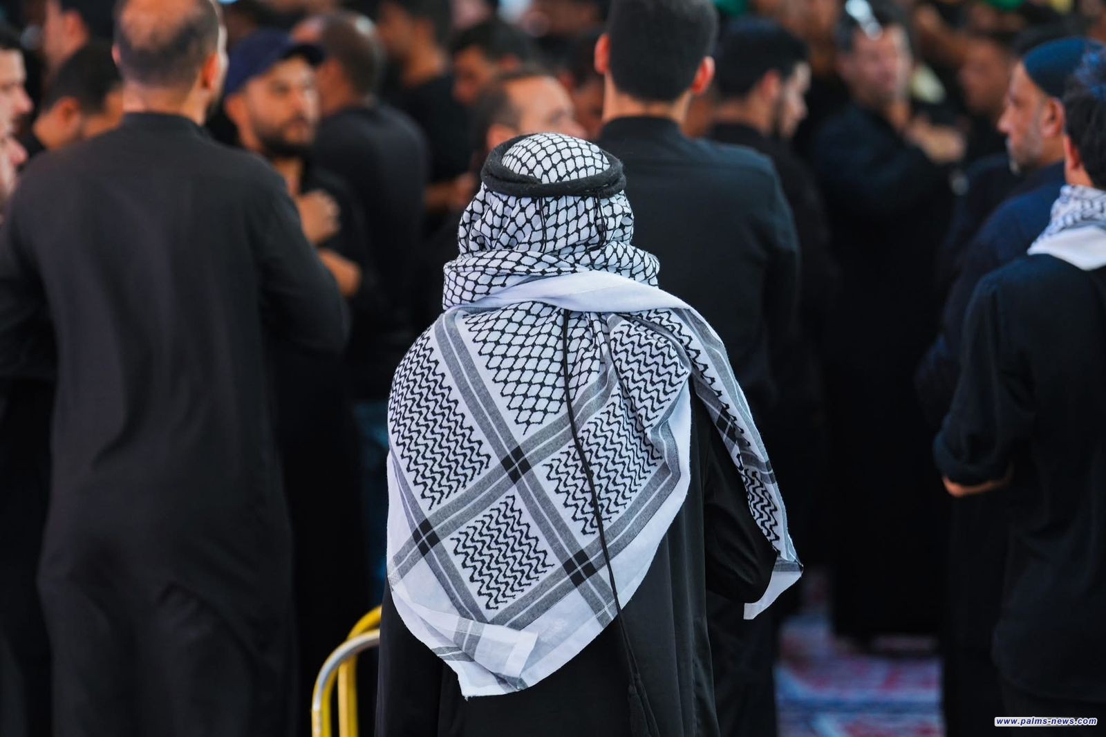 مواكب النجف الأشرف تحيي ذكرى شهادة الإمام العسكري (عليه السلام) في رحاب بيت الإمام المنتظر (عجل الله فرجه) وسط سامراء